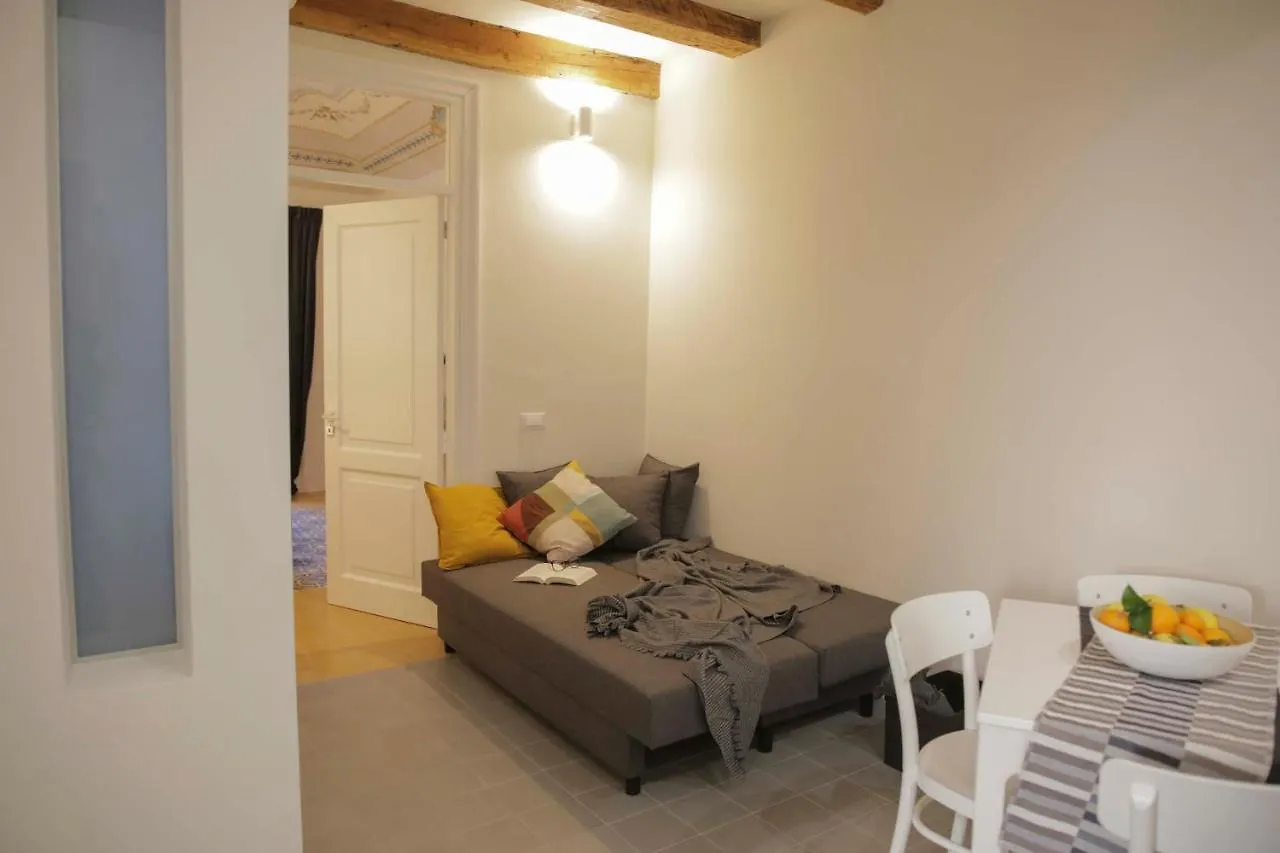 Turna Apartment Cefalu Italy